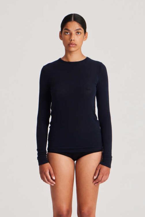 Thyra Wool langærmet t-shirt - Midnight Blue